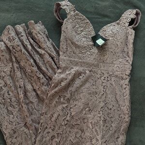 Elegant Lace Sleepwear in Mauve